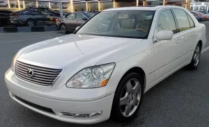 2004 Lexus LS 430