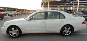 2004 Lexus LS 430