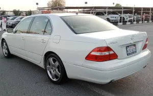 2004 Lexus LS 430