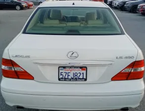 2004 Lexus LS 430