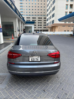 2016 Volkswagen Passat