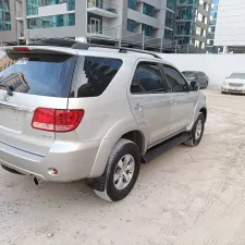 2006 Toyota Fortuner