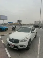 2017 Infiniti QX50 in dubai