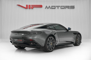 2024 Aston Martin DB12