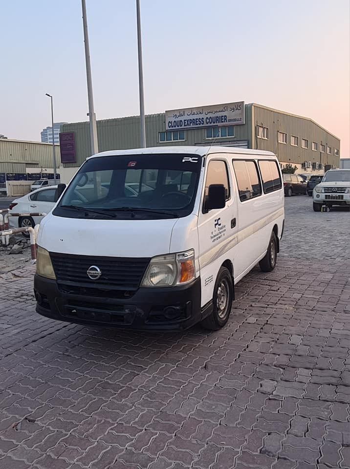 2009 Nissan Eurovan in dubai