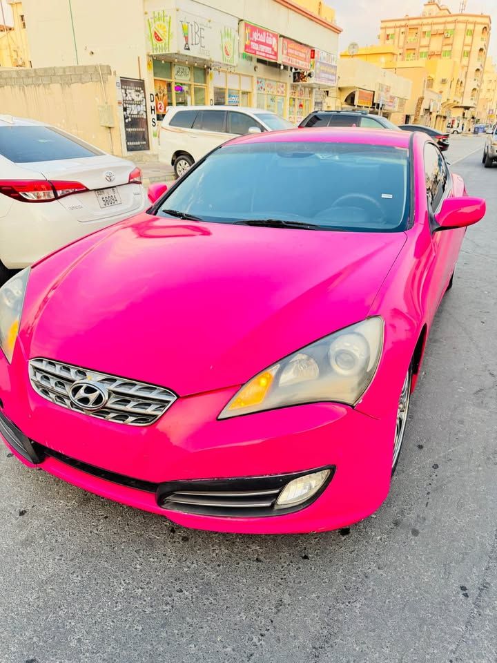 2013 Hyundai Genesis in dubai