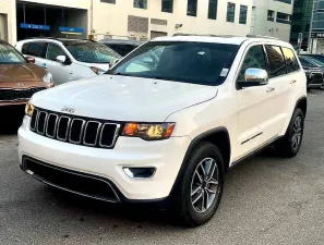 2020 Jeep Grand Cherokee in dubai