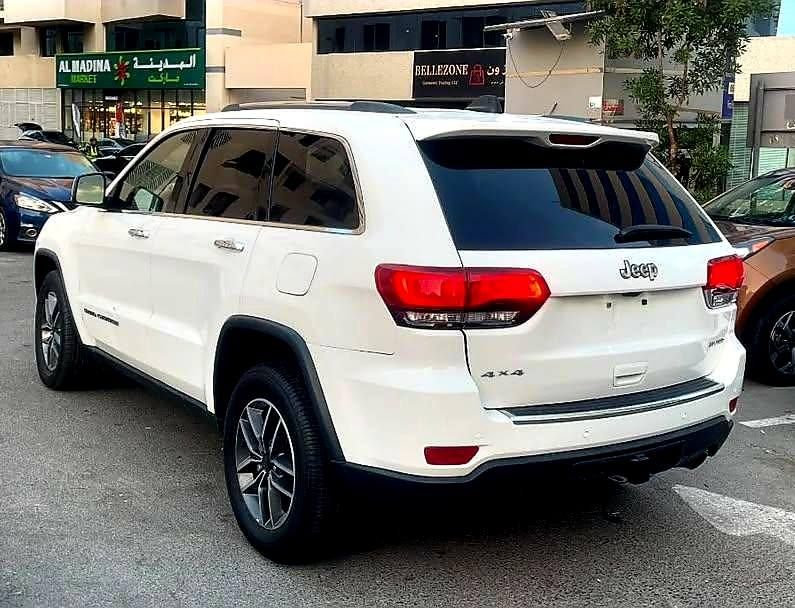 2020 Jeep Grand Cherokee