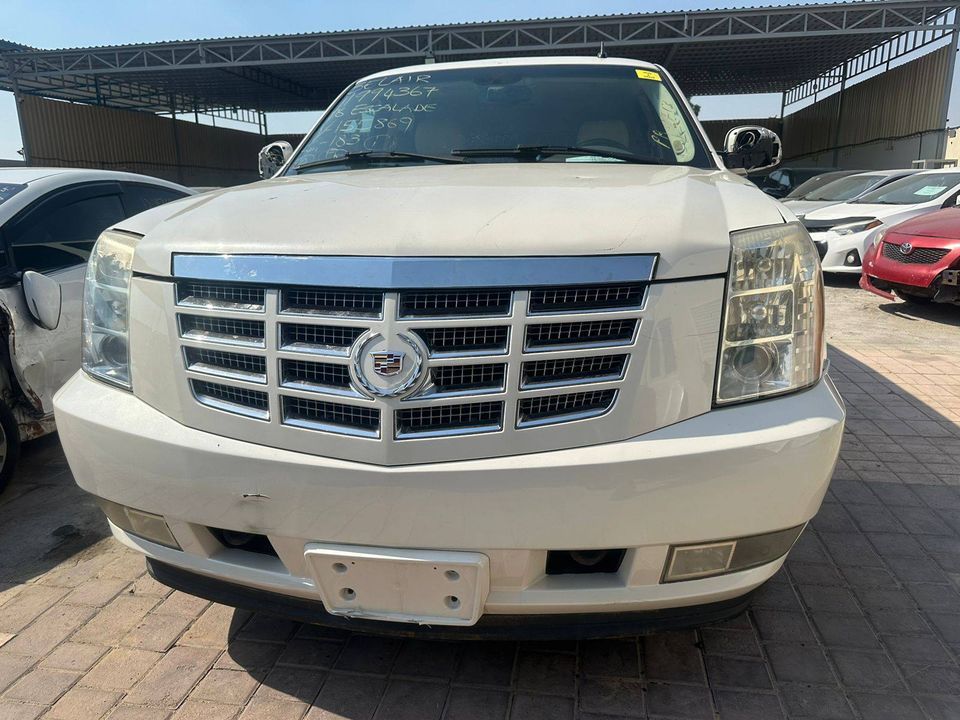 2008 Cadillac Escalade in dubai