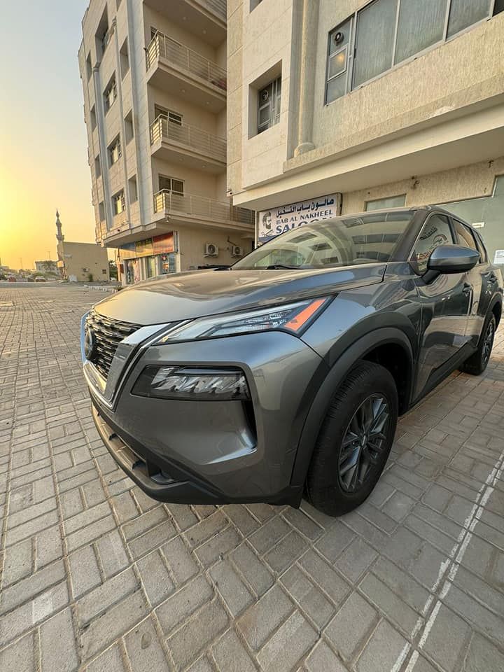 2021 Nissan Rogue in dubai