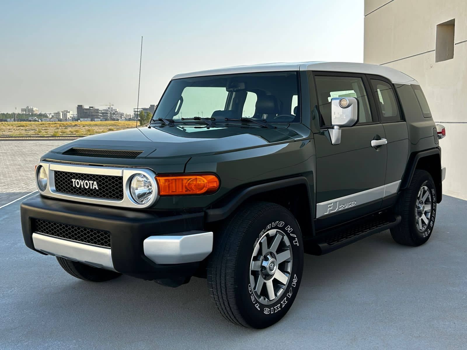 2013 Toyota FJ Cruiser in dubai