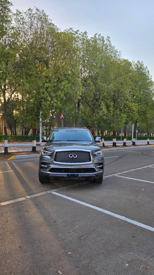 2019 Infiniti QX80 in dubai