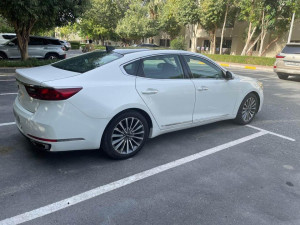 2017 Kia Cadenza