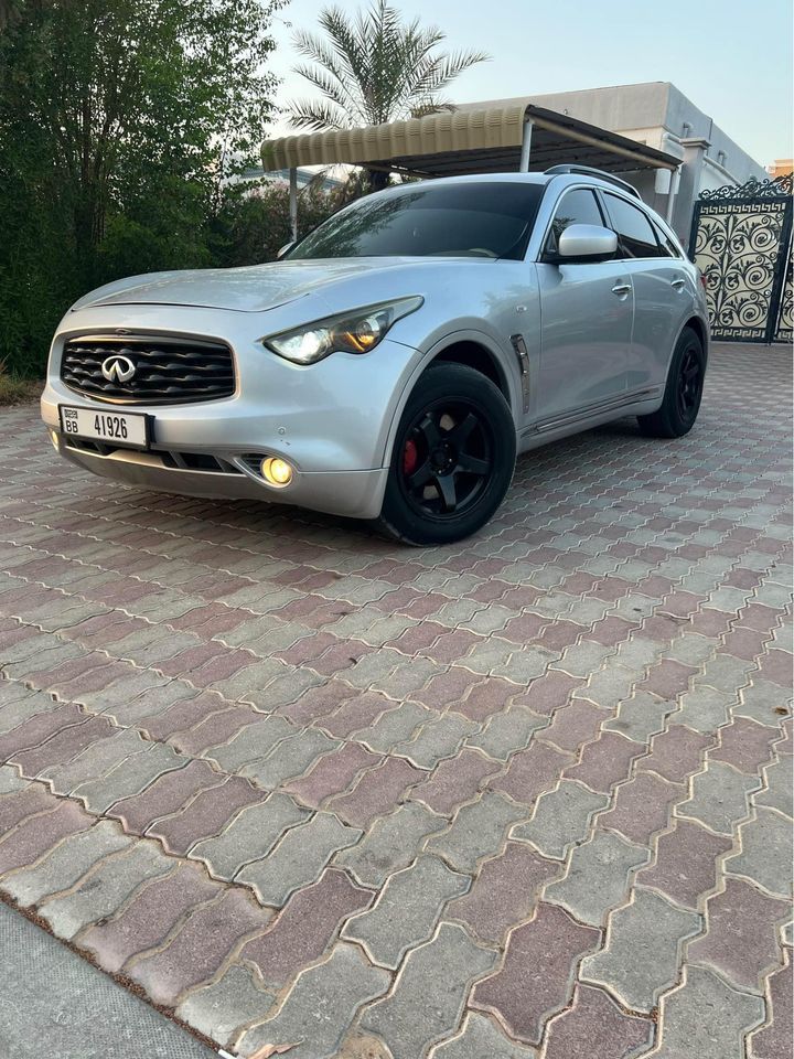 2009 Infiniti fx50s