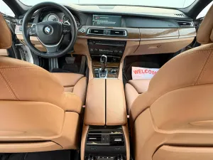 2009 BMW 7-Series