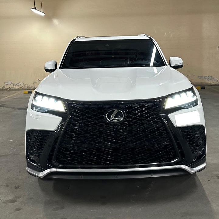 2023 Lexus LX600 in dubai