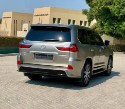 2020 Lexus LX 570