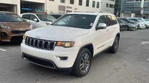 2020 Jeep Grand Cherokee in dubai