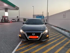 2020 Nissan Altima in dubai