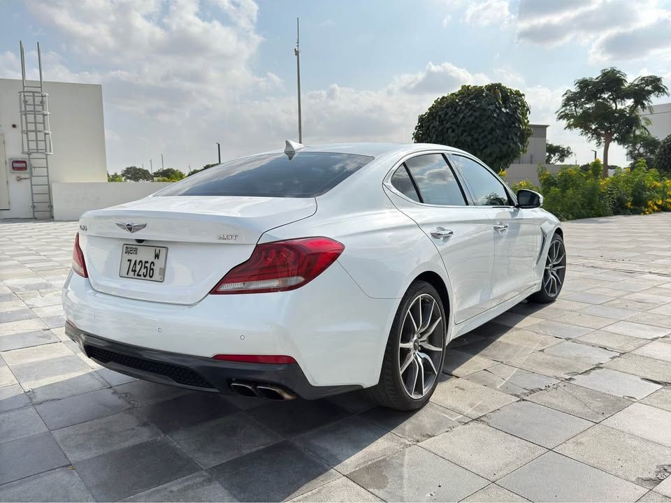 2020 Genesis G70