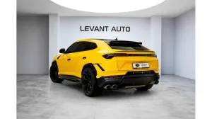 2023 Lamborghini URUS