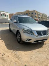 2013 Nissan Pathfinder in dubai