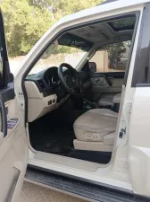 2010 Mitsubishi Pajero