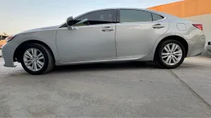 2015 Lexus ES