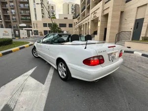 2001 Mercedes-Benz CLK