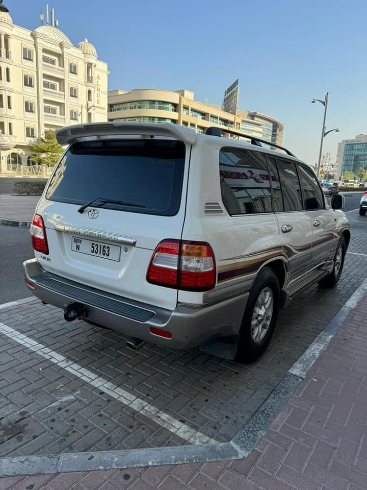 2005 Toyota Land Cruiser