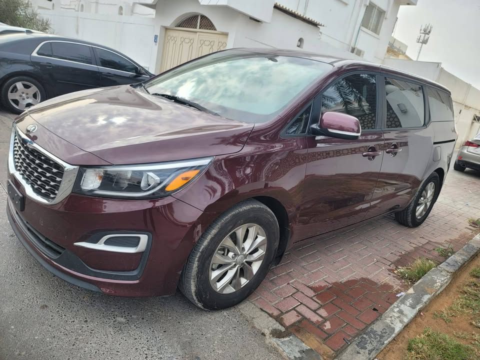 2020 Kia Sedona in dubai