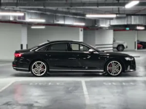 2020 Audi S8