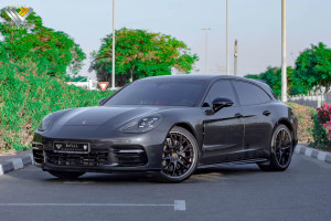 2018 Porsche Panamera in dubai