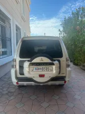 2010 Mitsubishi Pajero