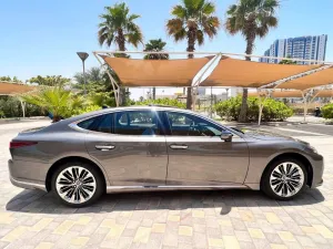 2022 Lexus LS 500