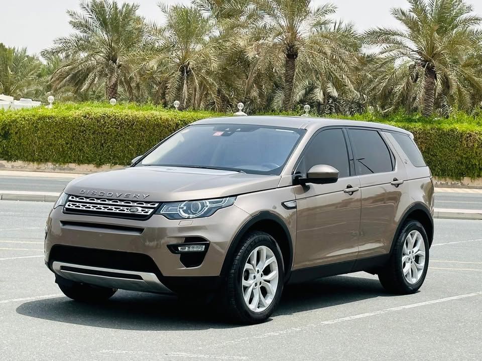 2016 Land Rover Discovery in dubai