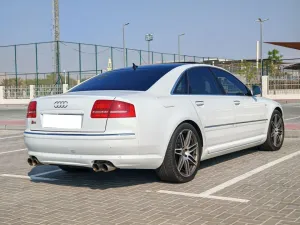 2009 Audi S8