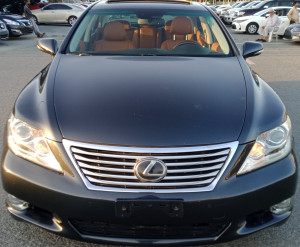 2010 Lexus LS 460 in dubai