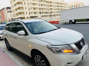 2015 Nissan Pathfinder in dubai