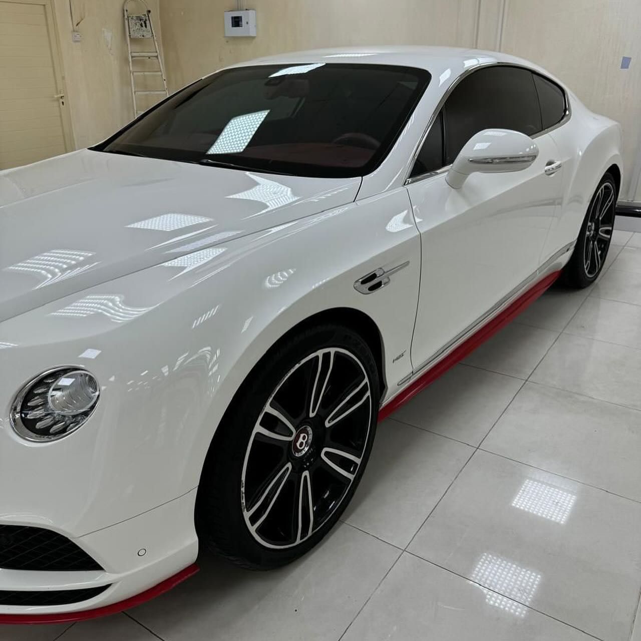 2016 Bentley Continental in dubai