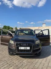 2016 Audi Q7 in dubai