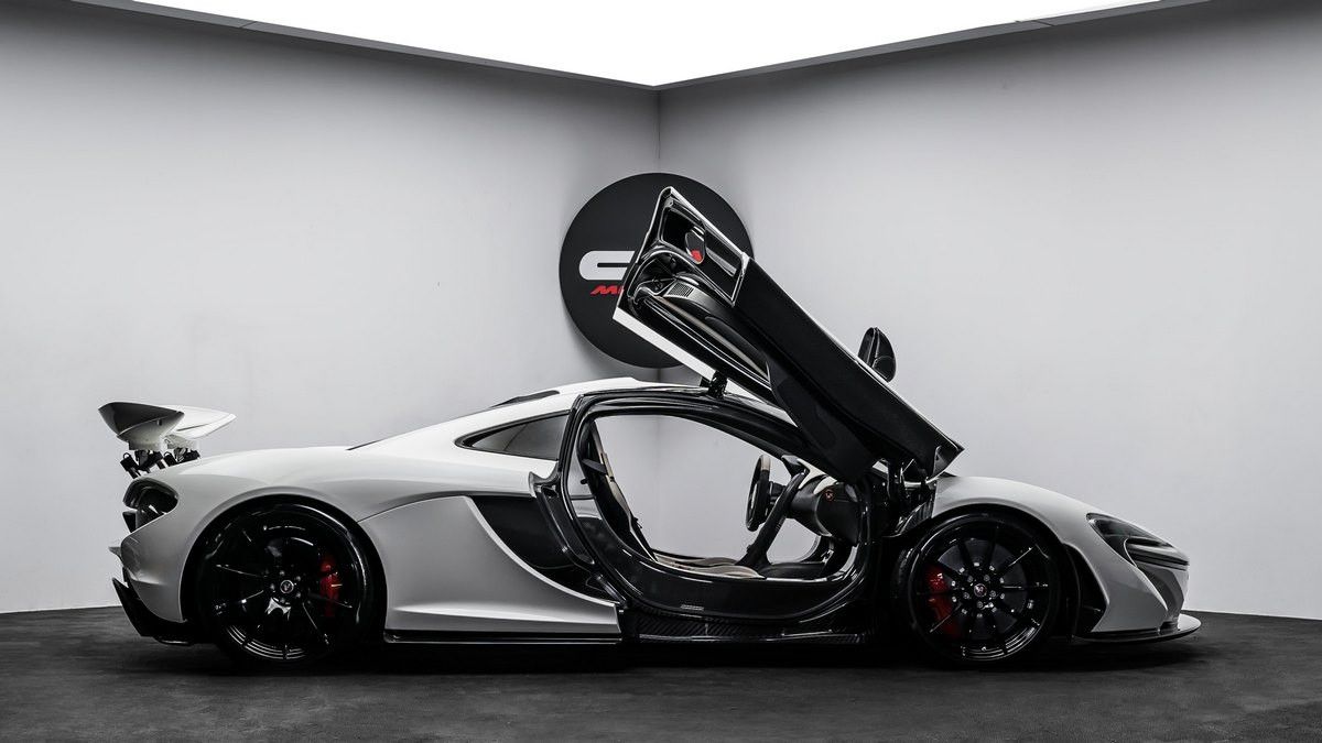 2014 McLaren P1