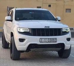 2015 جييب جراند شيروكي in dubai