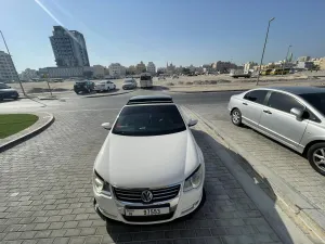 2010 Volkswagen EOS in dubai