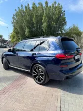 2022 BMW X7