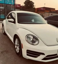 2017 Volkswagen Beetle in dubai