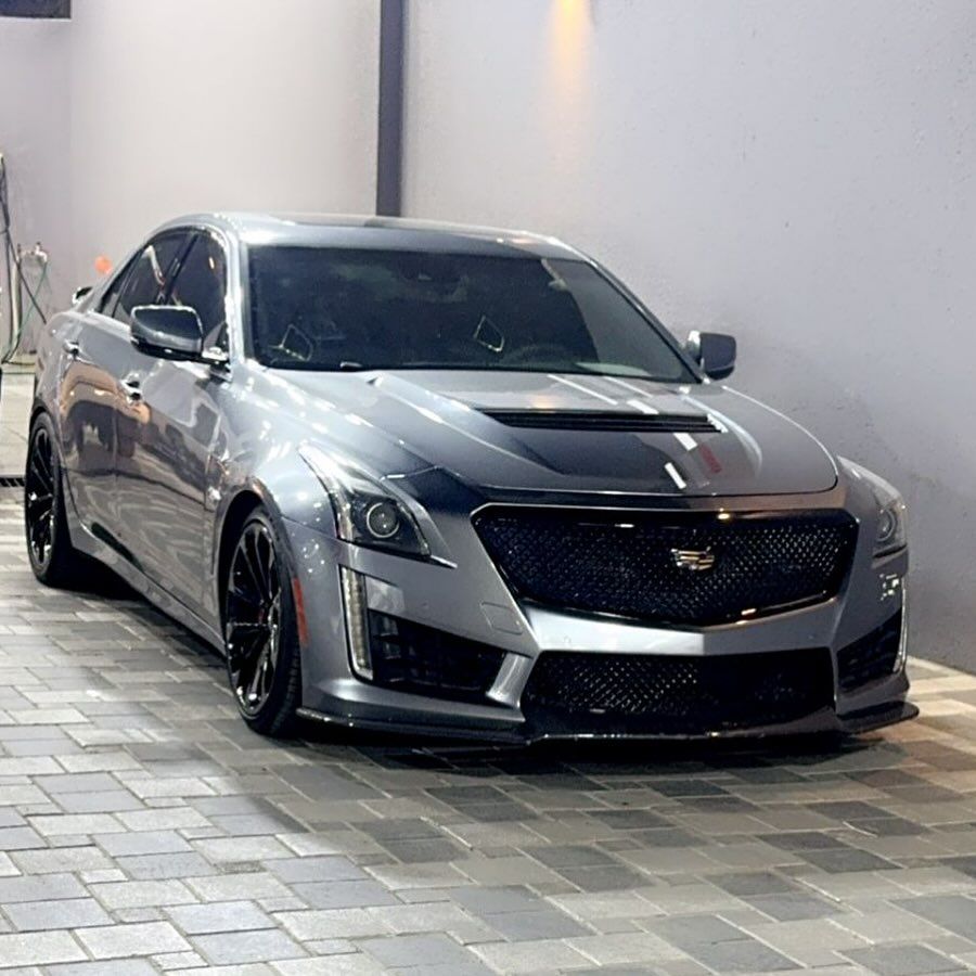 2018 Cadillac CTS in dubai