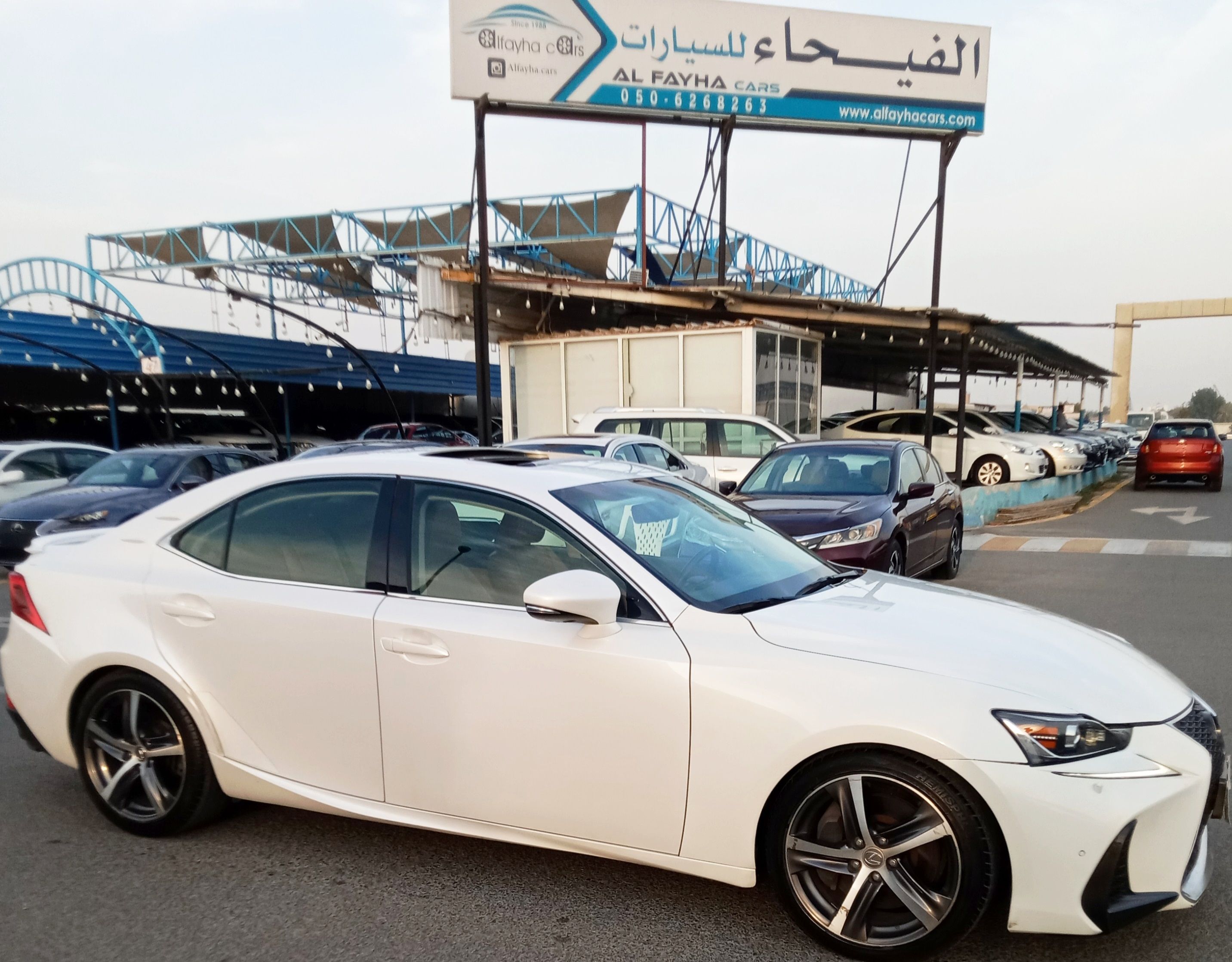 2017 Lexus IS 350 in dubai