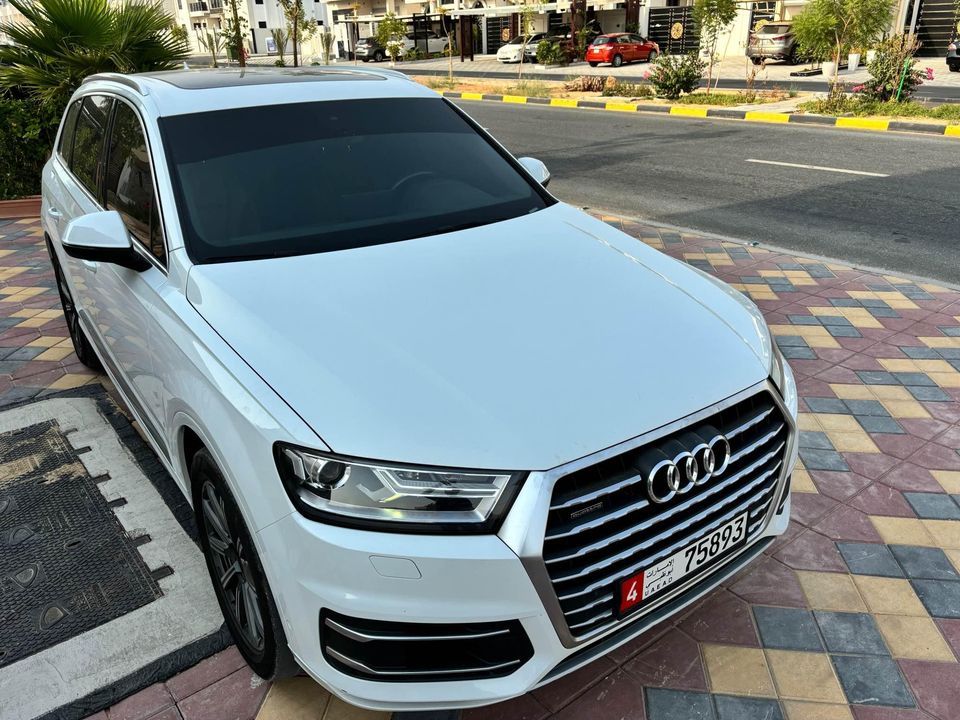 Audi Q7, 2017 model, GCC specs