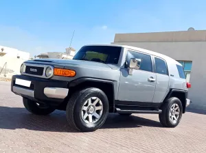 2014 Toyota FJ Cruiser in dubai